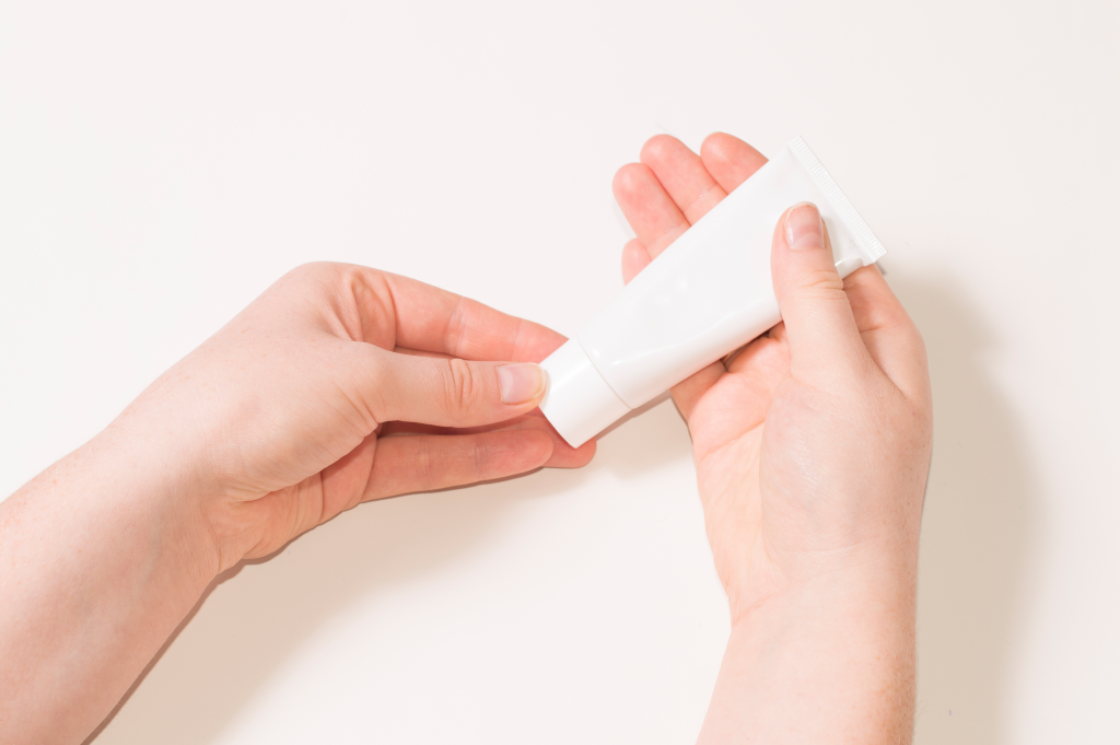 ครีมทารักแร้ขาว